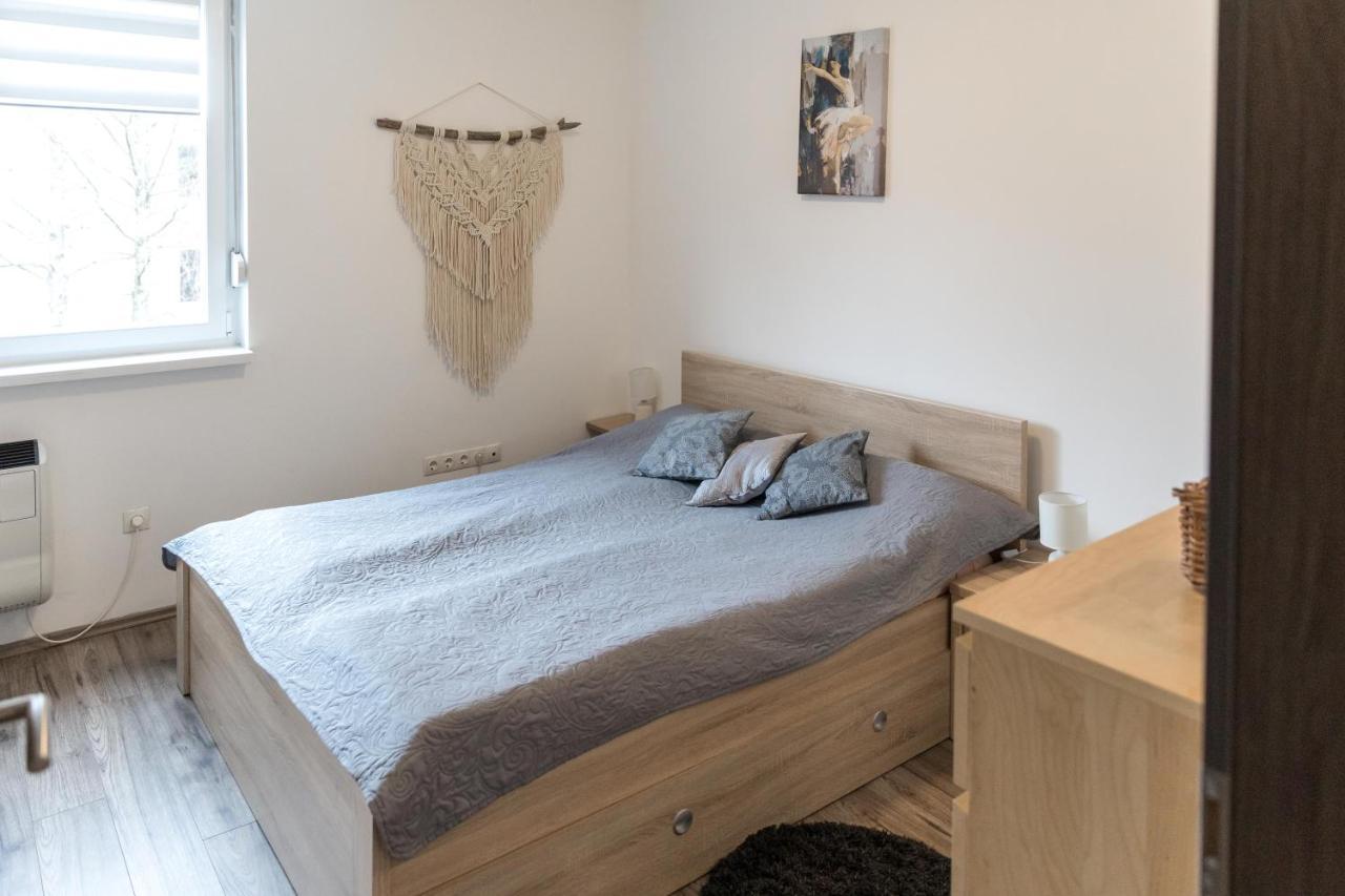 Sflower Apartman Eger Eksteriør billede