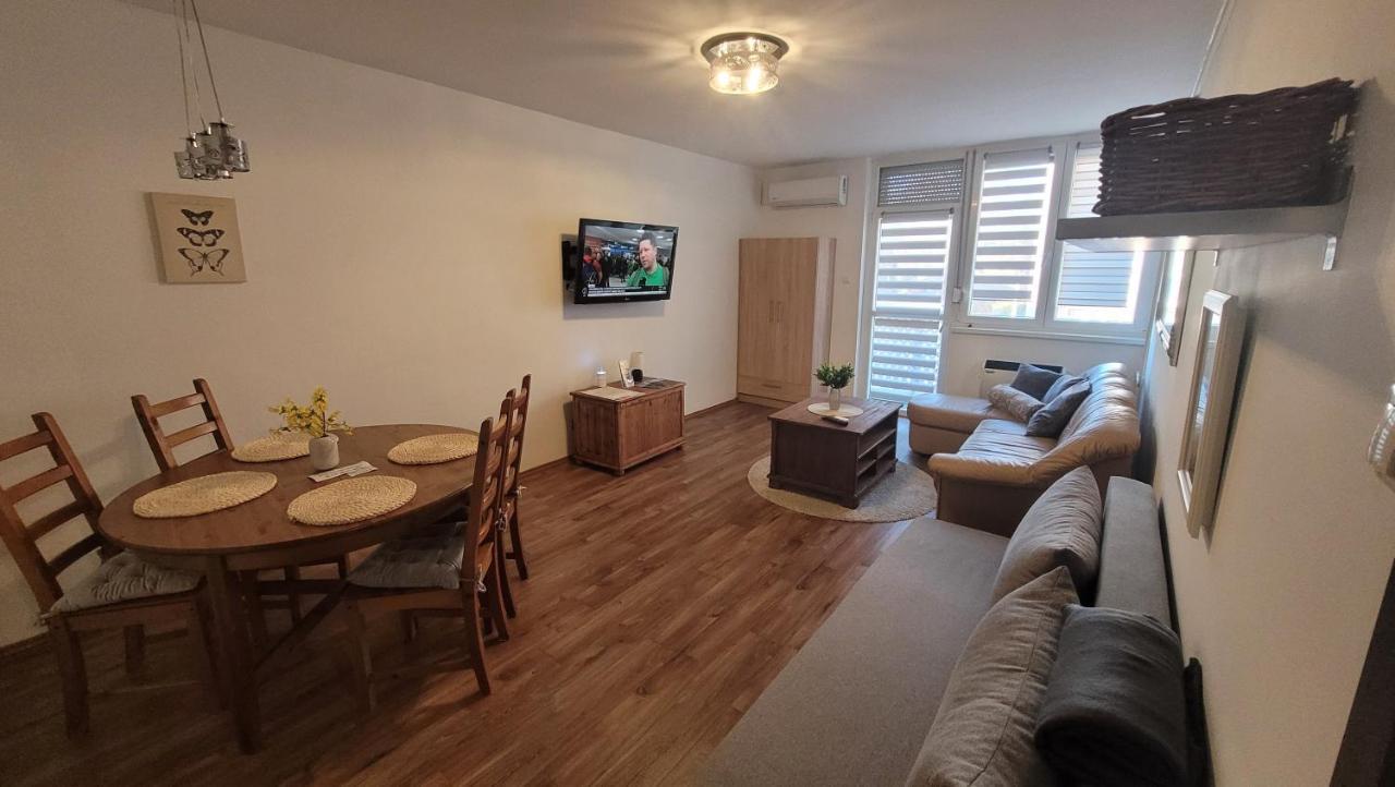 Sflower Apartman Eger Eksteriør billede